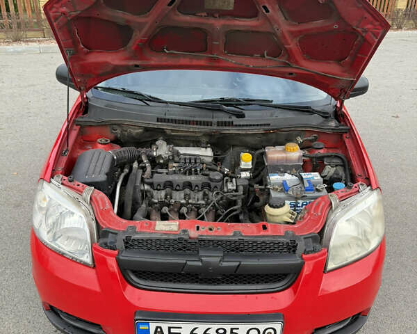 Красный Шевроле Авео, объемом двигателя 1.5 л и пробегом 187 тыс. км за 3300 $, фото 19 на Automoto.ua