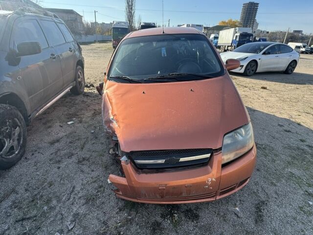 Червоний Шевроле Авео, об'ємом двигуна 1.5 л та пробігом 179 тис. км за 1100 $, фото 7 на Automoto.ua