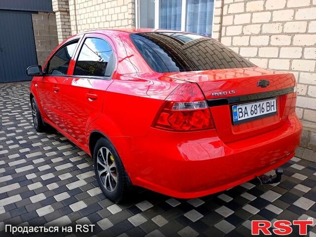Красный Шевроле Авео, объемом двигателя 1.5 л и пробегом 240 тыс. км за 3500 $, фото 6 на Automoto.ua