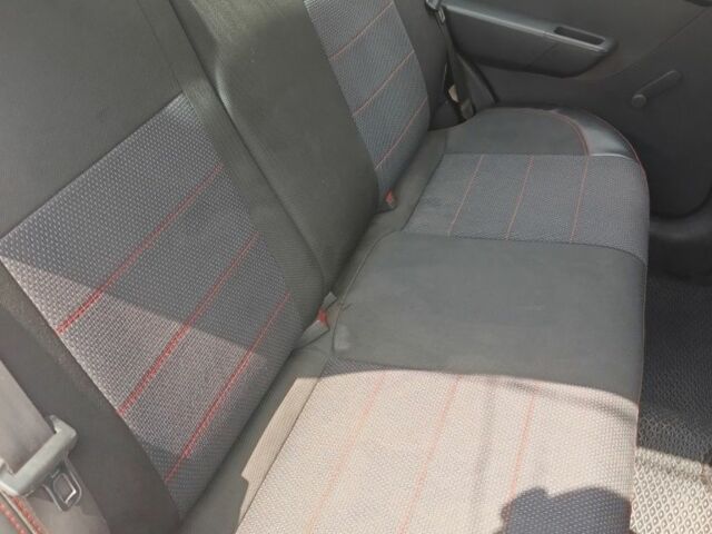 Шевроле Авео 2006 в Днепре (Днепропетровске) на Automoto.ua Красный Шевроле Авео, объемом двигателя 1.5 л и пробегом 189 тыс. км за 3200 $, фото 6 на Automoto.ua