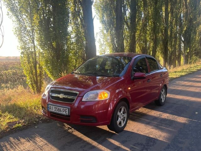 Красный Шевроле Авео, объемом двигателя 1.5 л и пробегом 210 тыс. км за 3400 $, фото 12 на Automoto.ua