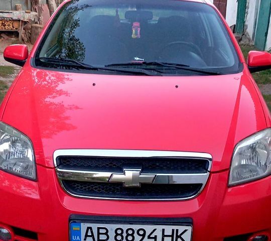 Красный Шевроле Авео, объемом двигателя 1.4 л и пробегом 126 тыс. км за 3999 $, фото 3 на Automoto.ua