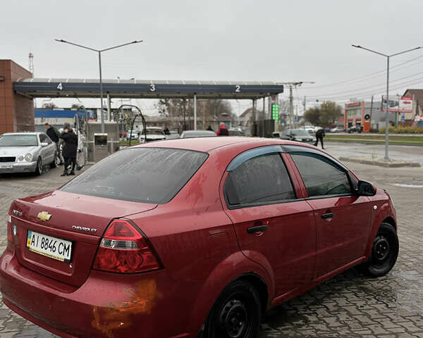 Красный Шевроле Авео, объемом двигателя 1.5 л и пробегом 107 тыс. км за 2100 $, фото 3 на Automoto.ua
