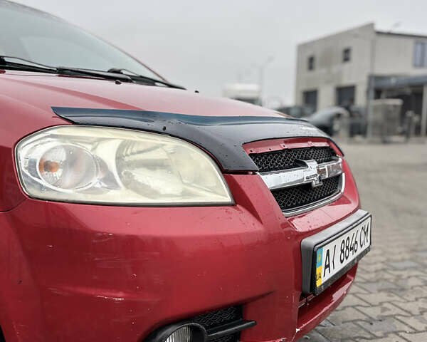 Красный Шевроле Авео, объемом двигателя 1.5 л и пробегом 107 тыс. км за 2100 $, фото 4 на Automoto.ua