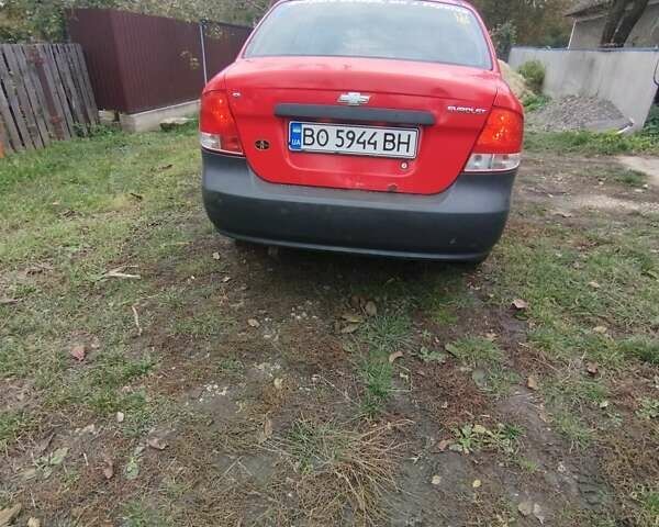 Красный Шевроле Авео, объемом двигателя 1.5 л и пробегом 163 тыс. км за 2100 $, фото 7 на Automoto.ua