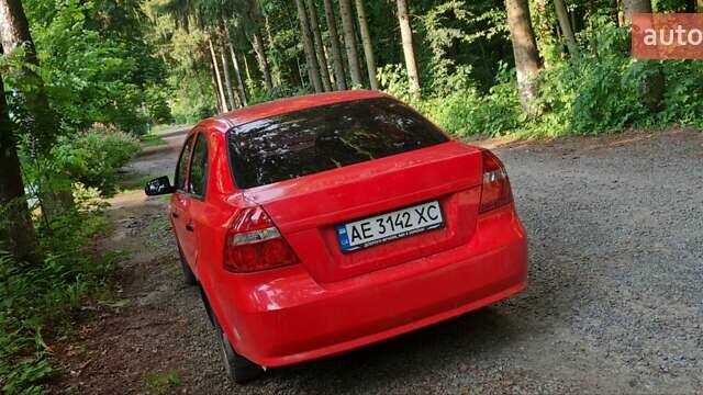 Красный Шевроле Авео, объемом двигателя 1.5 л и пробегом 178 тыс. км за 2699 $, фото 14 на Automoto.ua