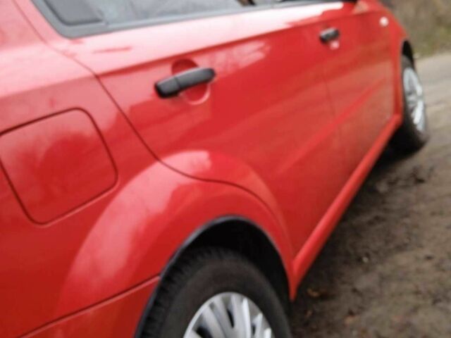 Красный Шевроле Авео, объемом двигателя 1.5 л и пробегом 180 тыс. км за 4500 $, фото 15 на Automoto.ua