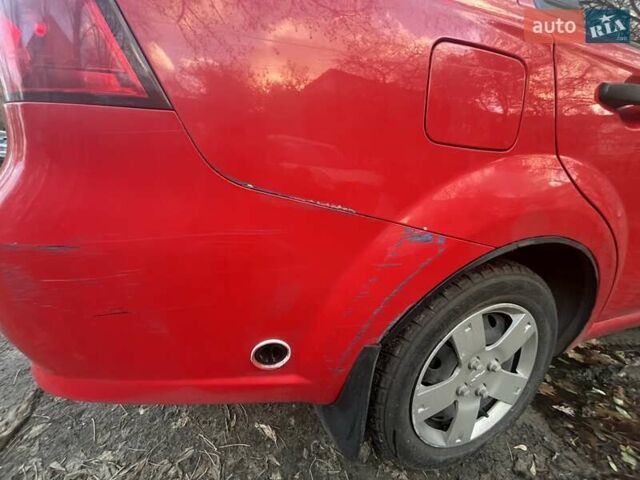 Червоний Шевроле Авео, об'ємом двигуна 1.5 л та пробігом 184 тис. км за 3000 $, фото 7 на Automoto.ua