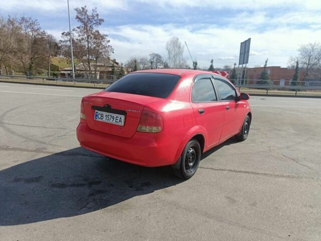 Красный Шевроле Авео, объемом двигателя 1.5 л и пробегом 190 тыс. км за 3200 $, фото 5 на Automoto.ua