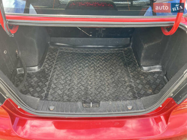 Красный Шевроле Авео, объемом двигателя 1.5 л и пробегом 180 тыс. км за 4500 $, фото 11 на Automoto.ua