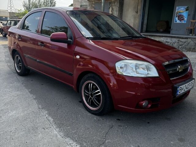 Красный Шевроле Авео, объемом двигателя 1.5 л и пробегом 185 тыс. км за 3200 $, фото 6 на Automoto.ua