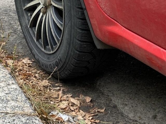 Красный Шевроле Авео, объемом двигателя 1.5 л и пробегом 189 тыс. км за 3300 $, фото 5 на Automoto.ua