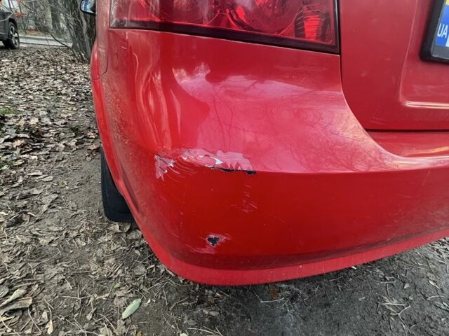 Красный Шевроле Авео, объемом двигателя 1.5 л и пробегом 184 тыс. км за 3000 $, фото 6 на Automoto.ua