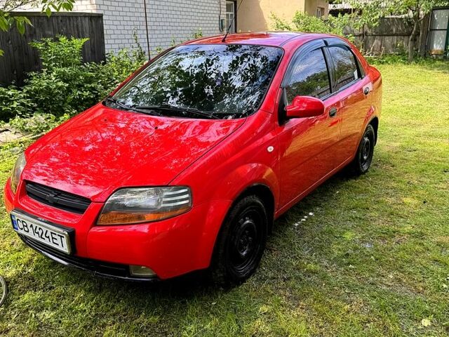 Красный Шевроле Авео, объемом двигателя 1.5 л и пробегом 190 тыс. км за 3100 $, фото 3 на Automoto.ua