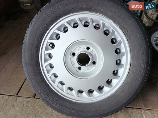 Червоний Шевроле Авео, об'ємом двигуна 1.5 л та пробігом 115 тис. км за 4100 $, фото 1 на Automoto.ua