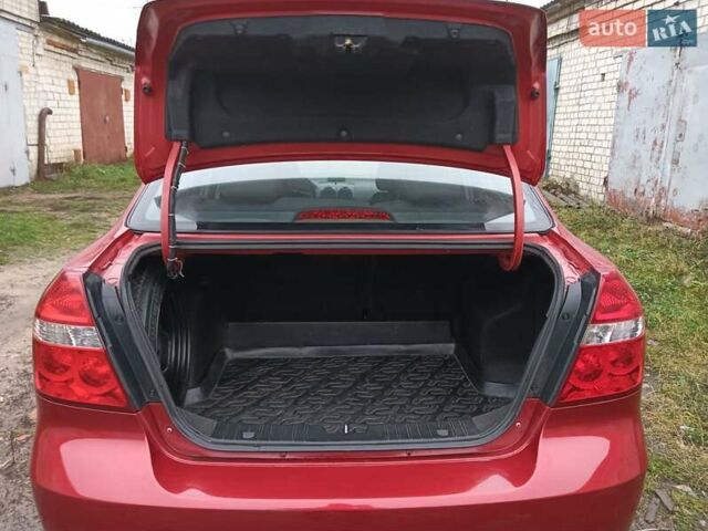 Червоний Шевроле Авео, об'ємом двигуна 1.5 л та пробігом 215 тис. км за 3800 $, фото 15 на Automoto.ua