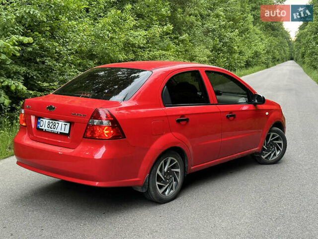 Червоний Шевроле Авео, об'ємом двигуна 1.5 л та пробігом 144 тис. км за 4700 $, фото 4 на Automoto.ua