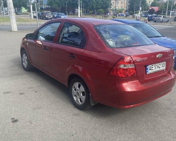 Красный Шевроле Авео, объемом двигателя 1.5 л и пробегом 100 тыс. км за 5100 $, фото 5 на Automoto.ua