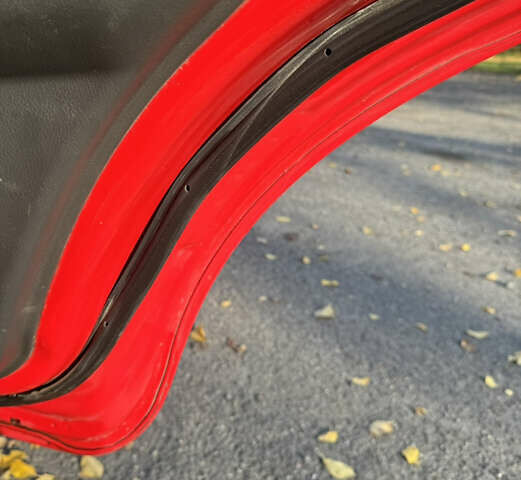 Красный Шевроле Авео, объемом двигателя 1.5 л и пробегом 230 тыс. км за 3750 $, фото 13 на Automoto.ua