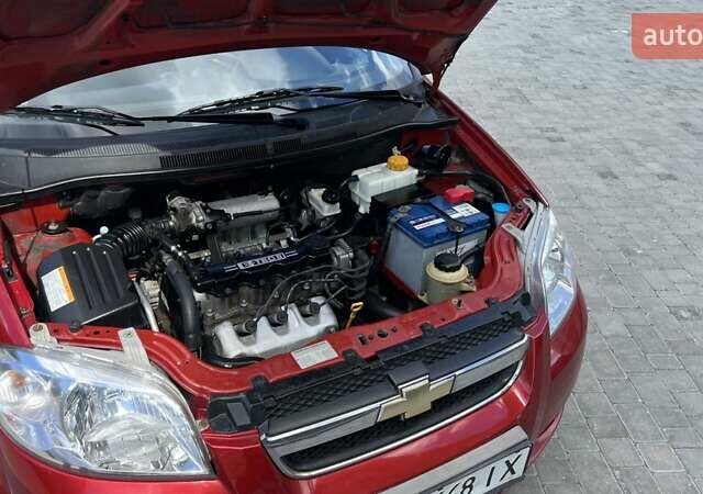 Красный Шевроле Авео, объемом двигателя 1.5 л и пробегом 76 тыс. км за 4750 $, фото 12 на Automoto.ua