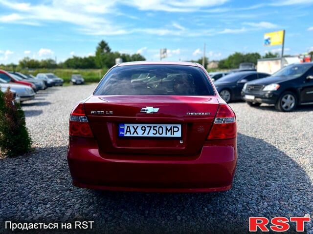 Красный Шевроле Авео, объемом двигателя 1.5 л и пробегом 181 тыс. км за 3999 $, фото 6 на Automoto.ua