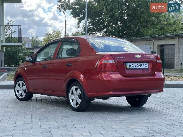 Красный Шевроле Авео, объемом двигателя 1.5 л и пробегом 76 тыс. км за 4750 $, фото 1 на Automoto.ua
