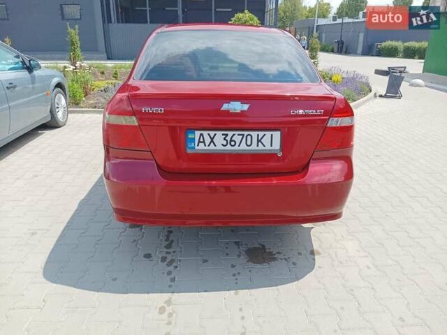 Червоний Шевроле Авео, об'ємом двигуна 1.5 л та пробігом 300 тис. км за 4000 $, фото 6 на Automoto.ua