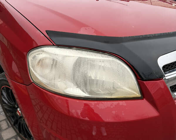 Красный Шевроле Авео, объемом двигателя 1.5 л и пробегом 188 тыс. км за 3200 $, фото 15 на Automoto.ua