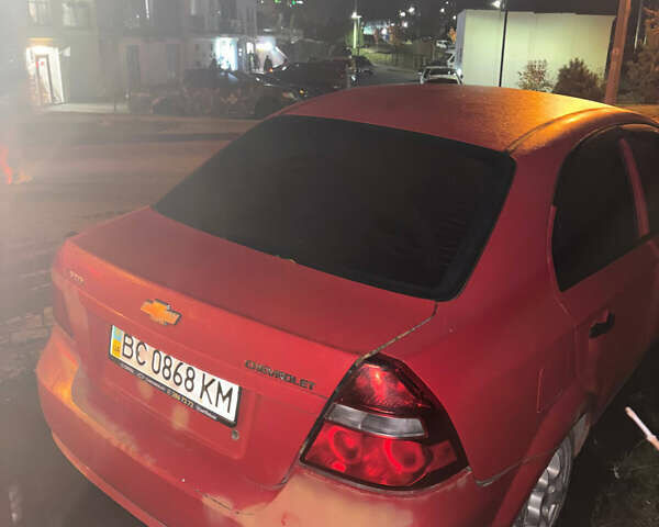 Красный Шевроле Авео, объемом двигателя 0 л и пробегом 250 тыс. км за 1500 $, фото 3 на Automoto.ua