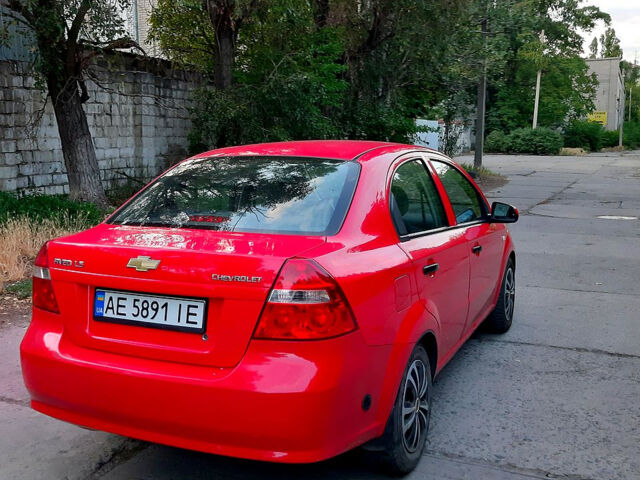 Червоний Шевроле Авео, об'ємом двигуна 1.5 л та пробігом 177 тис. км за 1950 $, фото 9 на Automoto.ua