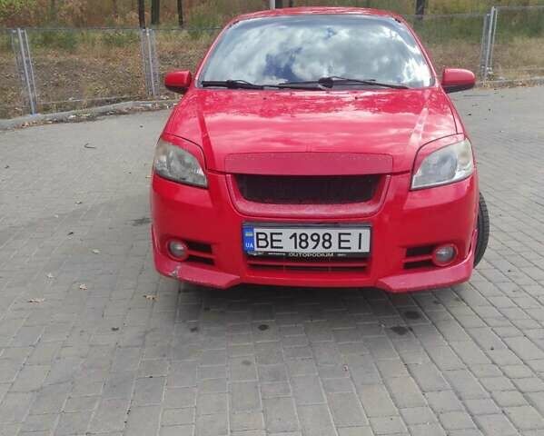Червоний Шевроле Авео, об'ємом двигуна 1.6 л та пробігом 197 тис. км за 3200 $, фото 3 на Automoto.ua