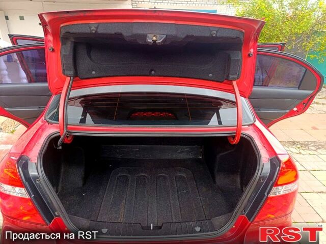 Червоний Шевроле Авео, об'ємом двигуна 1.5 л та пробігом 160 тис. км за 3800 $, фото 5 на Automoto.ua