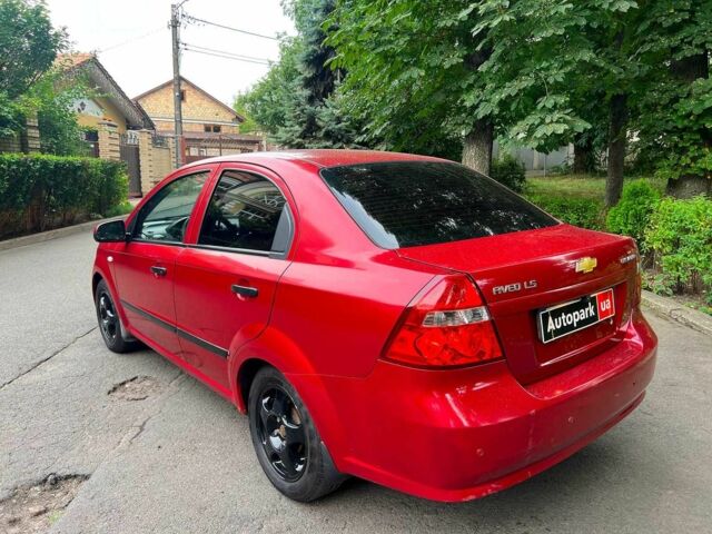 Красный Шевроле Авео, объемом двигателя 1.5 л и пробегом 205 тыс. км за 3140 $, фото 6 на Automoto.ua