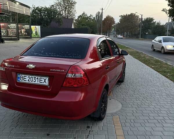 Красный Шевроле Авео, объемом двигателя 1.5 л и пробегом 200 тыс. км за 3800 $, фото 8 на Automoto.ua