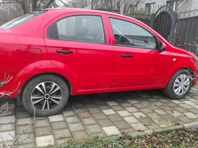 Червоний Шевроле Авео, об'ємом двигуна 1.5 л та пробігом 180 тис. км за 2300 $, фото 1 на Automoto.ua
