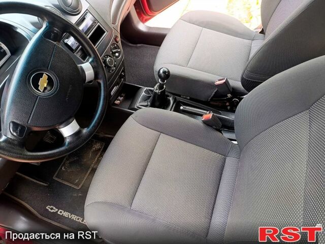 Червоний Шевроле Авео, об'ємом двигуна 1.5 л та пробігом 160 тис. км за 3800 $, фото 7 на Automoto.ua