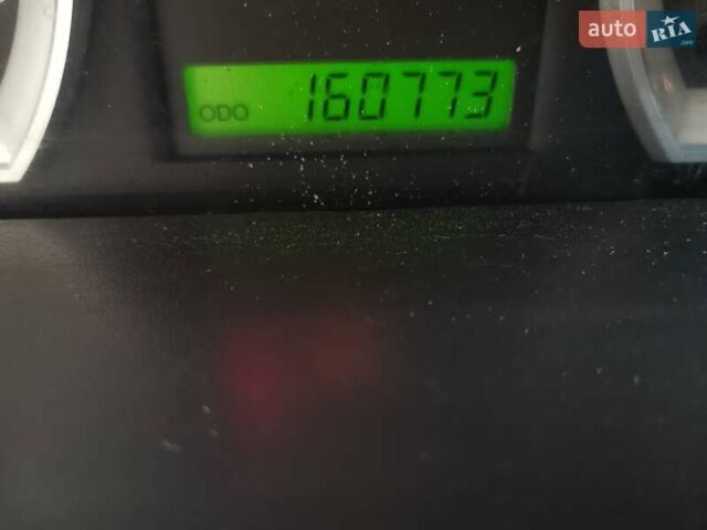 Красный Шевроле Авео, объемом двигателя 1.5 л и пробегом 160 тыс. км за 4200 $, фото 1 на Automoto.ua