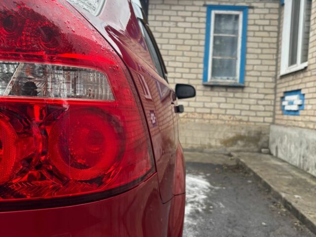 Червоний Шевроле Авео, об'ємом двигуна 1.5 л та пробігом 127 тис. км за 5400 $, фото 8 на Automoto.ua