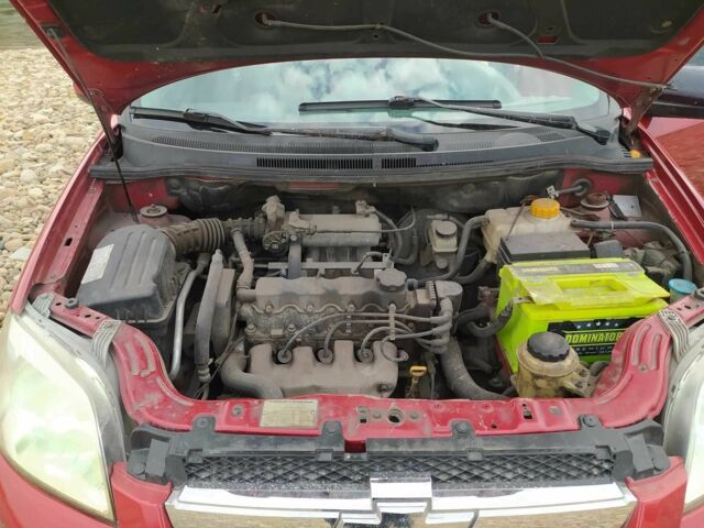 Червоний Шевроле Авео, об'ємом двигуна 1.5 л та пробігом 444 тис. км за 2000 $, фото 11 на Automoto.ua