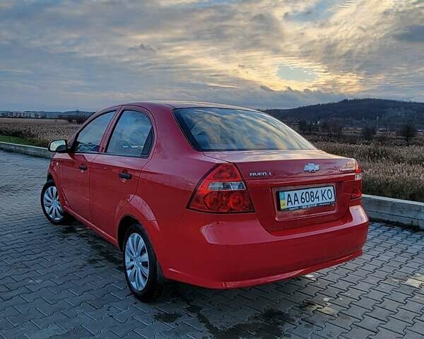 Красный Шевроле Авео, объемом двигателя 1.5 л и пробегом 151 тыс. км за 4900 $, фото 12 на Automoto.ua