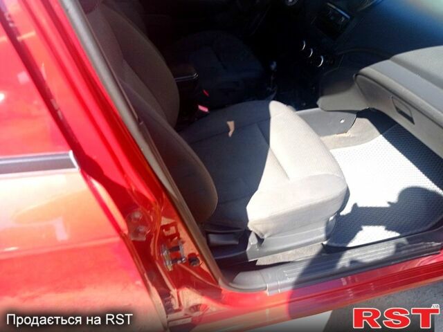 Червоний Шевроле Авео, об'ємом двигуна 1.5 л та пробігом 204 тис. км за 3300 $, фото 6 на Automoto.ua