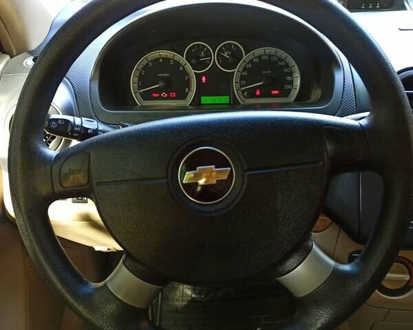 Червоний Шевроле Авео, об'ємом двигуна 1.6 л та пробігом 138 тис. км за 4700 $, фото 14 на Automoto.ua