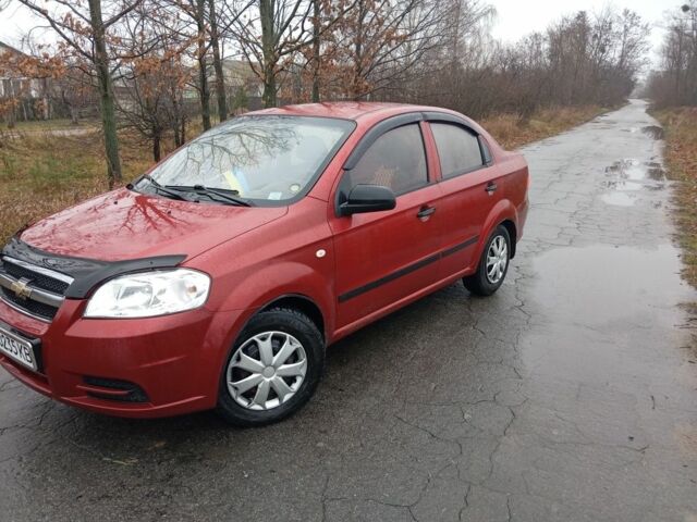 Красный Шевроле Авео, объемом двигателя 1.5 л и пробегом 234 тыс. км за 3200 $, фото 1 на Automoto.ua