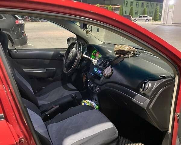Червоний Шевроле Авео, об'ємом двигуна 1.5 л та пробігом 295 тис. км за 4499 $, фото 7 на Automoto.ua