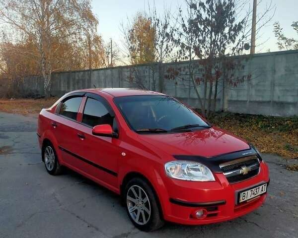 Красный Шевроле Авео, объемом двигателя 1.5 л и пробегом 65 тыс. км за 5500 $, фото 4 на Automoto.ua
