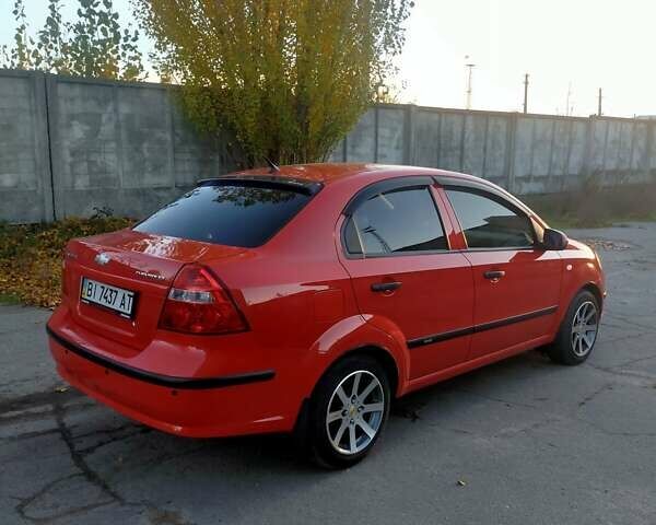 Красный Шевроле Авео, объемом двигателя 1.5 л и пробегом 65 тыс. км за 5500 $, фото 5 на Automoto.ua
