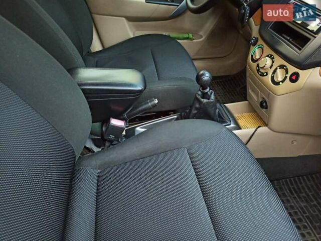 Червоний Шевроле Авео, об'ємом двигуна 1.6 л та пробігом 138 тис. км за 4700 $, фото 15 на Automoto.ua