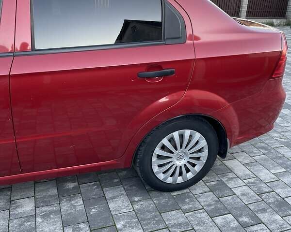 Шевроле Авео 2008 в Буске на Automoto.ua Красный Шевроле Авео, объемом двигателя 1.5 л и пробегом 199 тыс. км за 4150 $, фото 9 на Automoto.ua