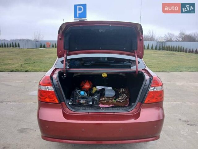 Красный Шевроле Авео, объемом двигателя 1.6 л и пробегом 91 тыс. км за 4800 $, фото 28 на Automoto.ua