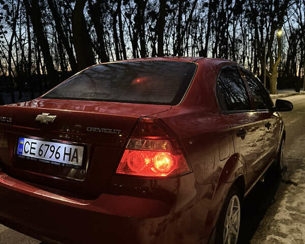 Красный Шевроле Авео, объемом двигателя 1.5 л и пробегом 212 тыс. км за 4500 $, фото 4 на Automoto.ua